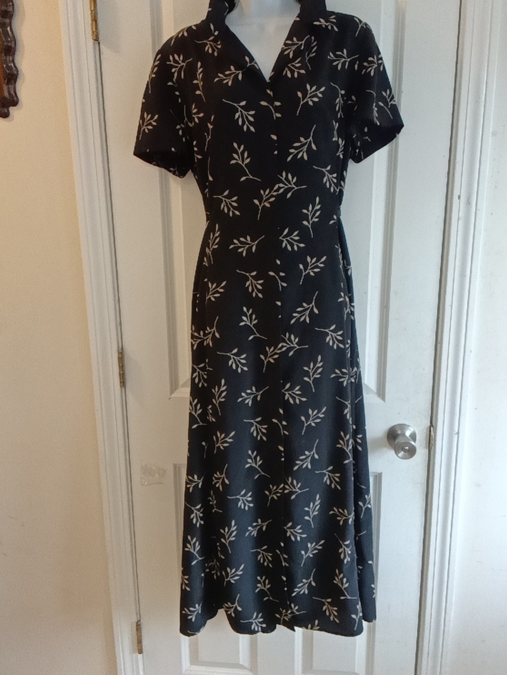 NORTON MCNAUGHTON Black Floral Short-Sleeve Midi Dress SIZE LARGE